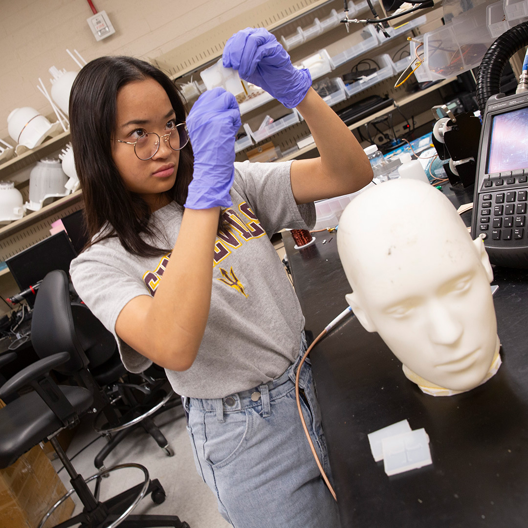 FURI-SBHSE-Ava-Claire-Lariego-2023-EG-7392-a1080x1080 Female biomedical engineering student working in the lab.
